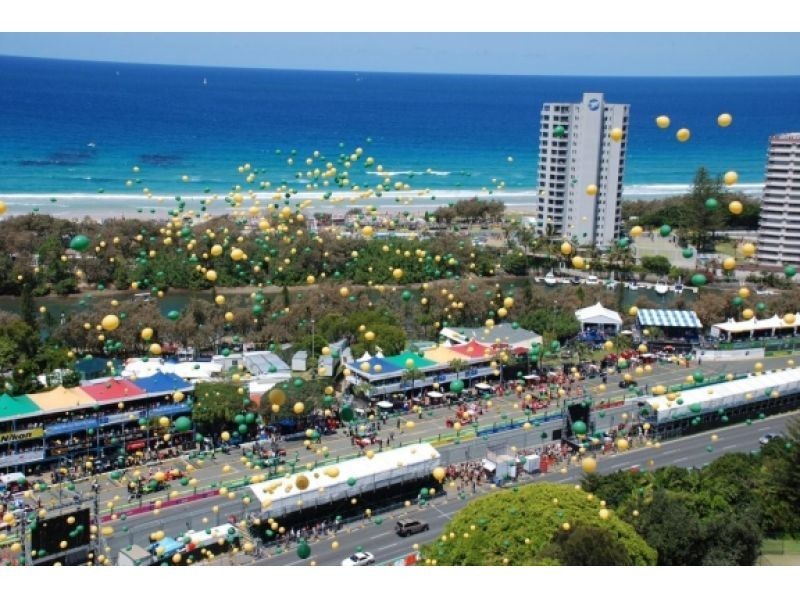 17/15 Pacific Street, Main Beach QLD 4217