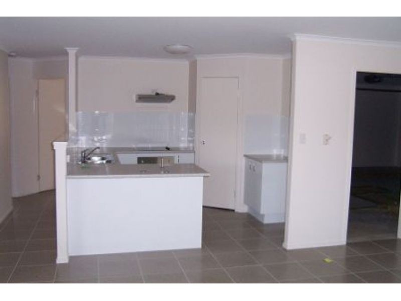 1, 7 James Court, Joyner QLD 4500