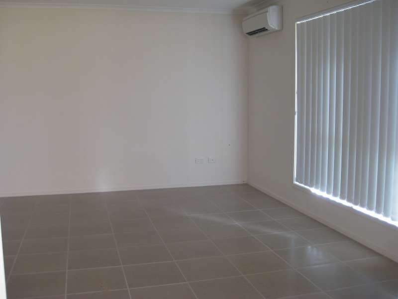 2, 7 James Court, Joyner QLD 4500
