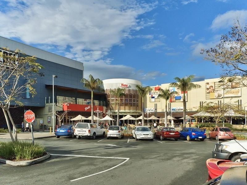 2/42 Hilltop Avenue, Chermside QLD 4032