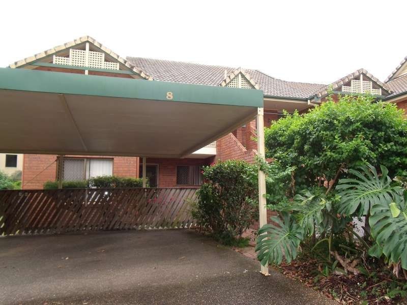 8/164 High Street, Southport QLD 4215