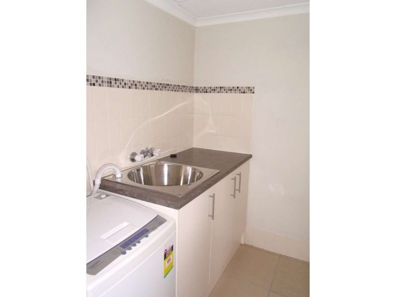 8/164 High Street, Southport QLD 4215