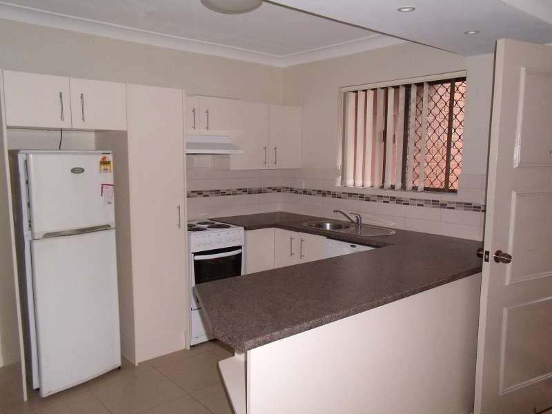 8/164 High Street, Southport QLD 4215