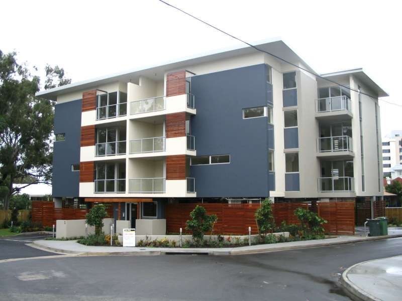 4/5 Carey Lane, Southport QLD 4215