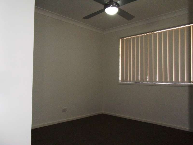 14 Faraday Crescent, Pacific Pines QLD 4211