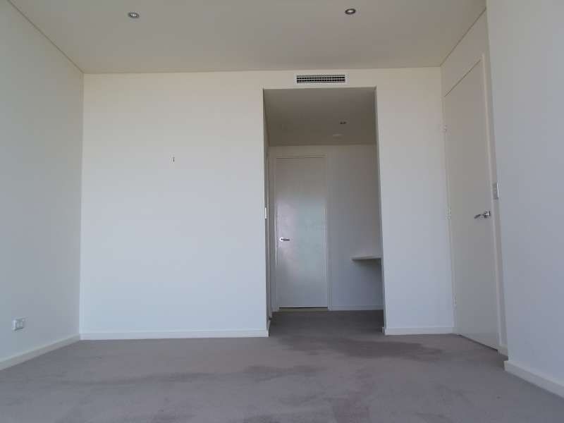 905/1 Como Crescent, Southport QLD 4215