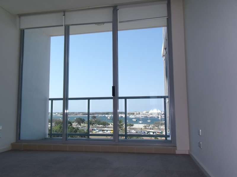 905/1 Como Crescent, Southport QLD 4215