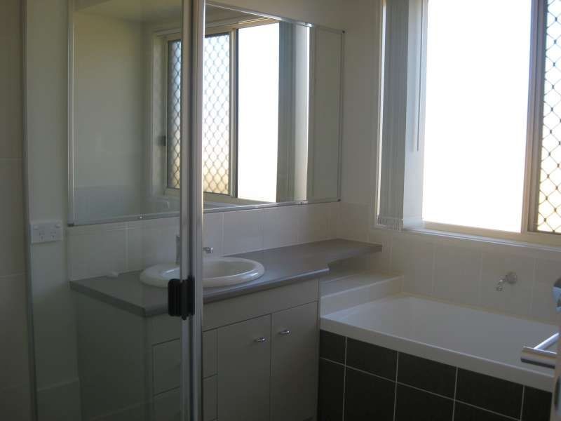 1/38 Grandview Parade, Griffin QLD 4503