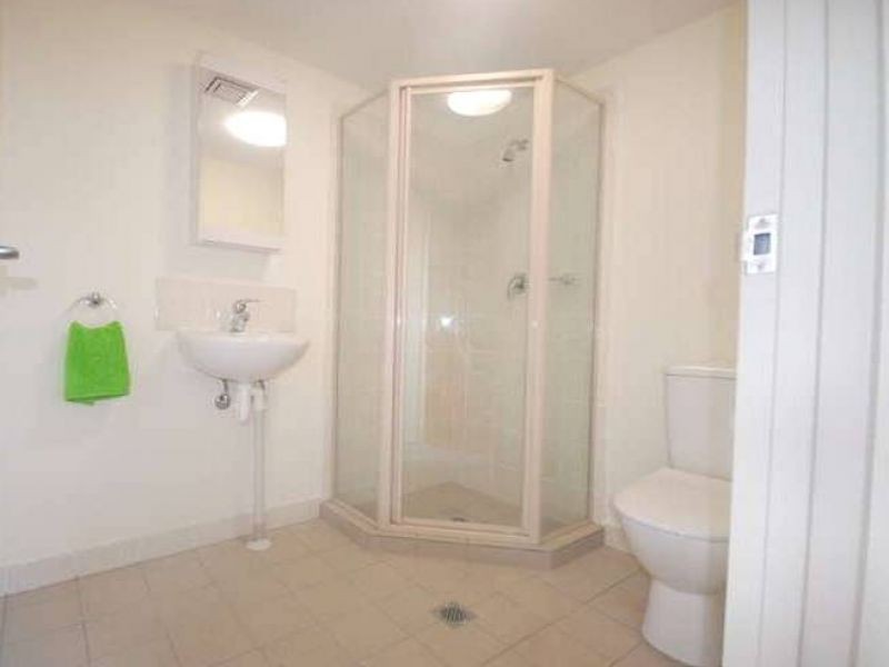 2/17 Thomas Street, Nundah QLD 4012