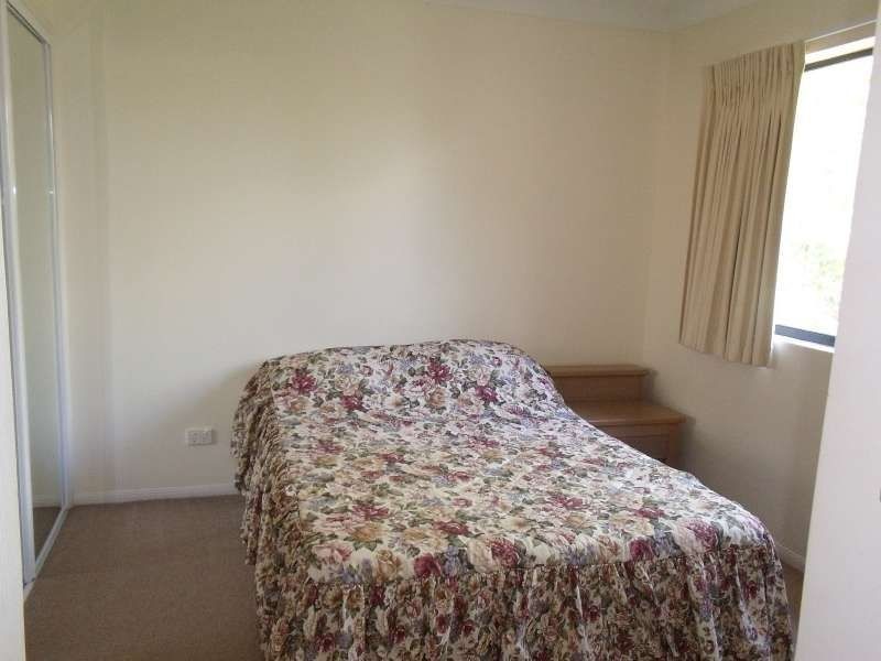 11/4 Acacia Avenue, Surfers Paradise QLD 4217