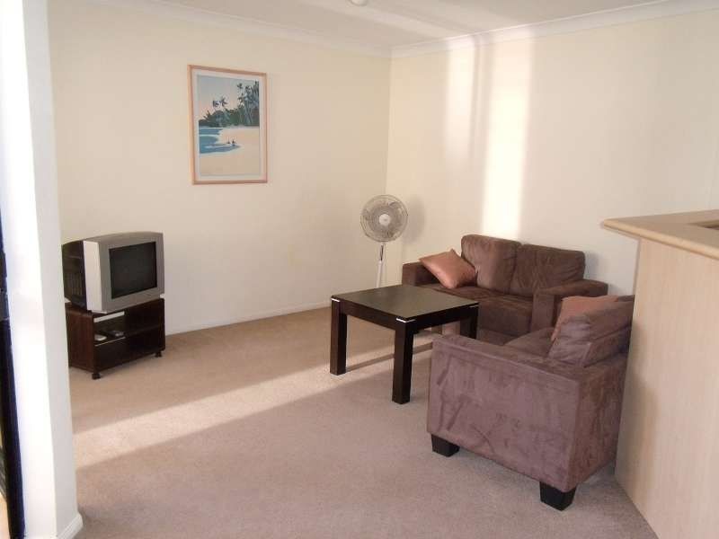 11/4 Acacia Avenue, Surfers Paradise QLD 4217