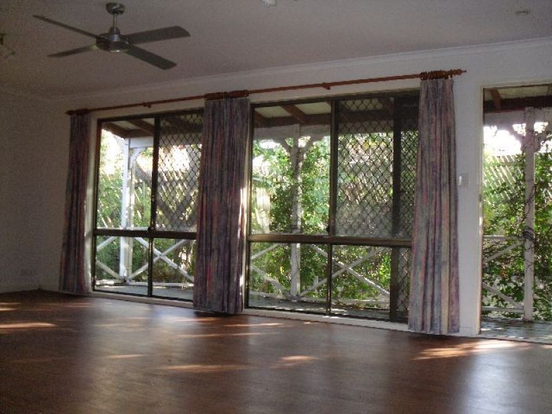 10 Karana Street, Seven Hills QLD 4170