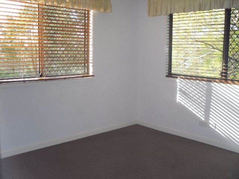 10 Karana Street, Seven Hills QLD 4170