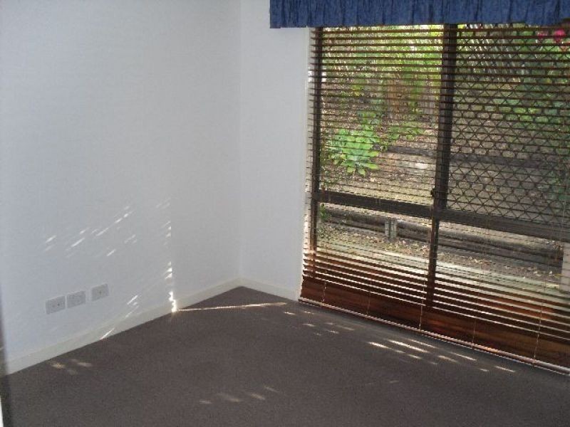 10 Karana Street, Seven Hills QLD 4170