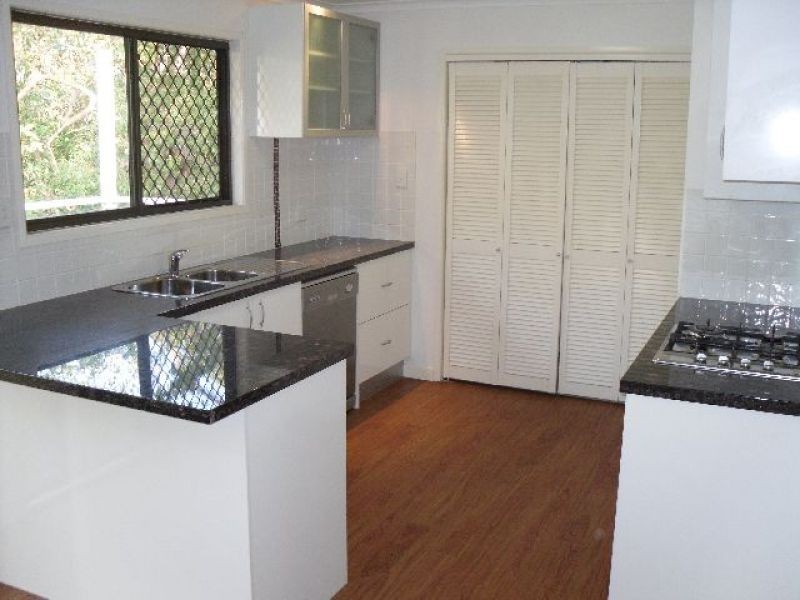 10 Karana Street, Seven Hills QLD 4170