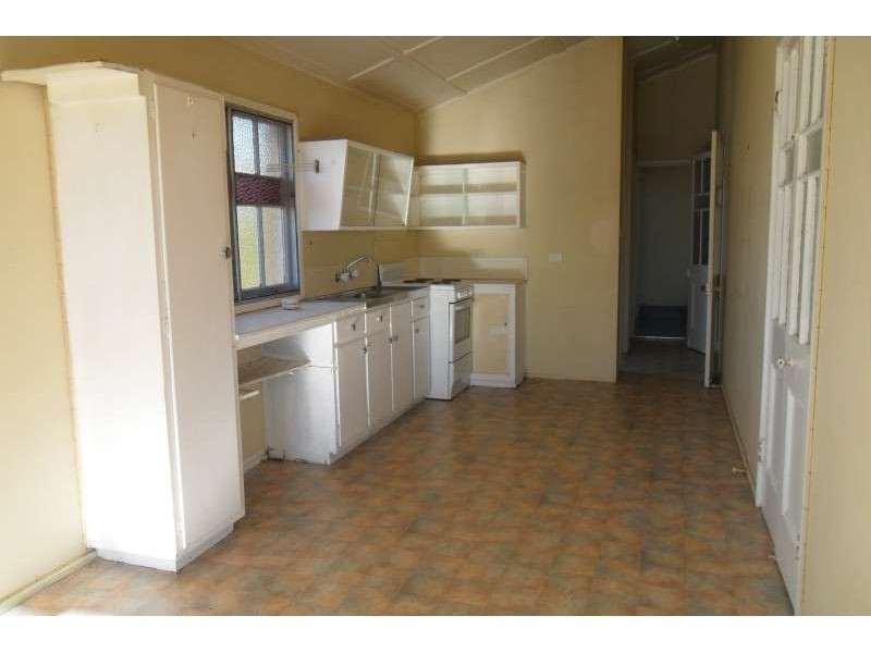 6, 126 Marine Parade, Southport QLD 4215