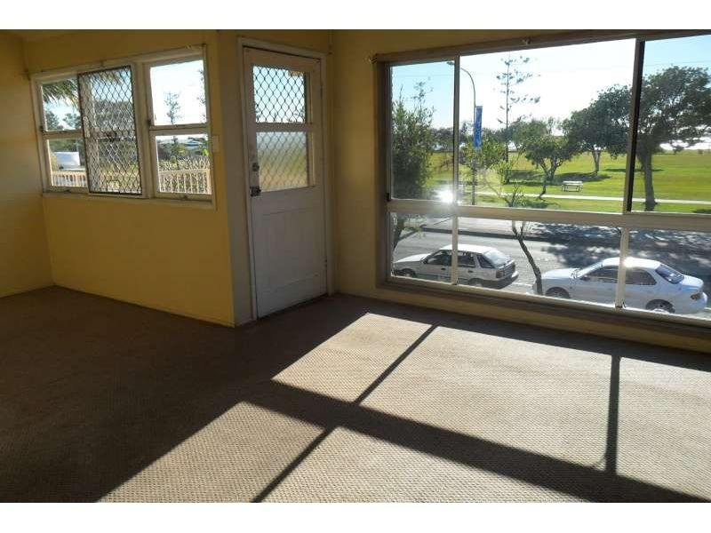 6, 126 Marine Parade, Southport QLD 4215