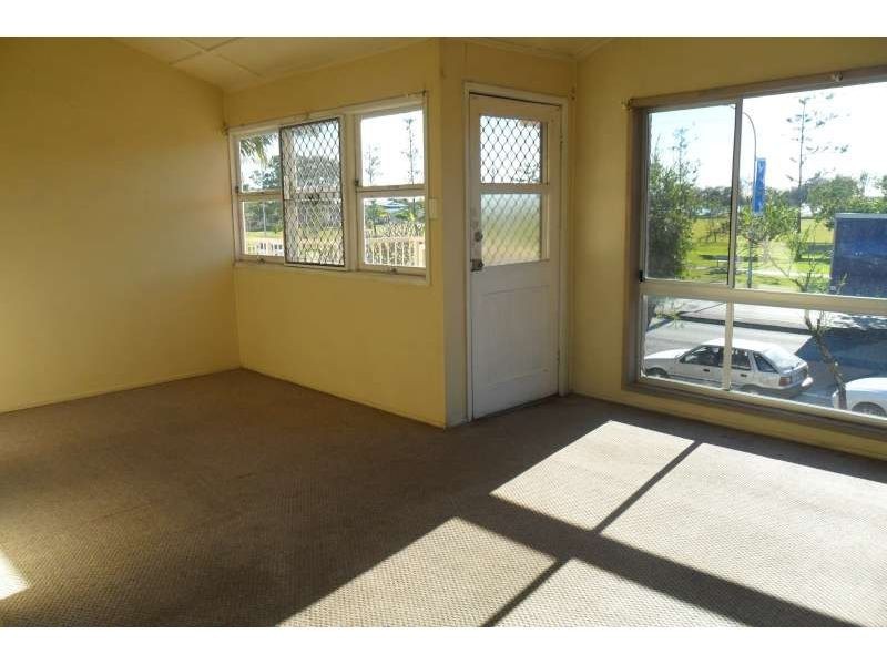 6, 126 Marine Parade, Southport QLD 4215