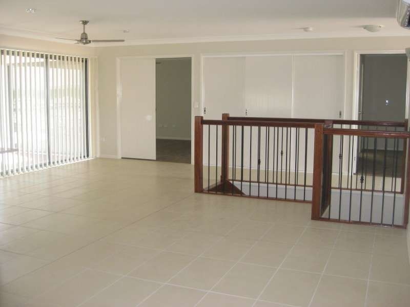 4 Majestic Street, Narangba QLD 4504