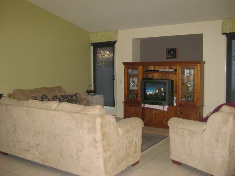 171 Saturn Crescent, Bridgeman Downs QLD 4035