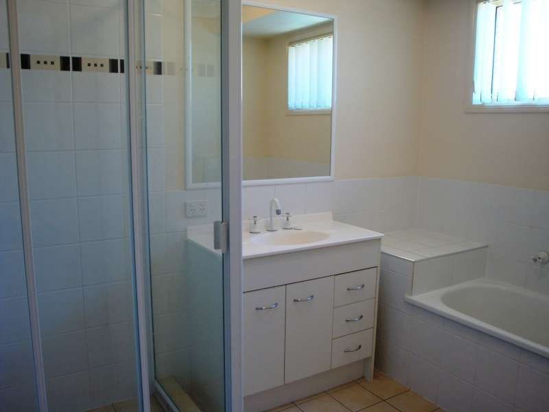 30 Macaranga Street, Morayfield QLD 4506