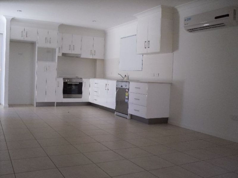 1/45 Burlington Street, Holland Park QLD 4121