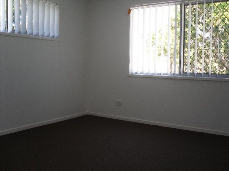 2/45 Burlington Street, Holland Park QLD 4121