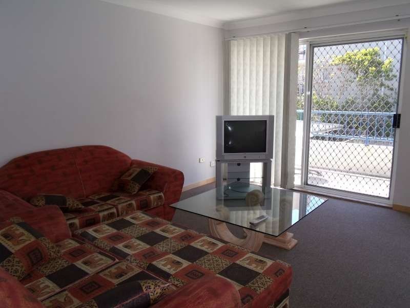 4/37 Back Street, Biggera Waters QLD 4216