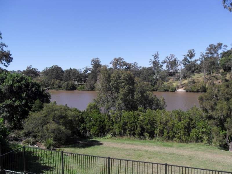 30 Botticelli Street, Fig Tree Pocket QLD 4069