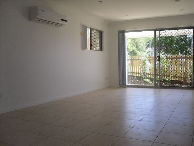 4/45 Burlington Street, Holland Park QLD 4121