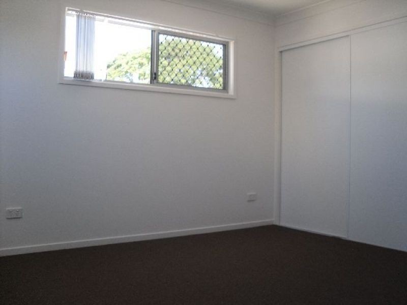 4/45 Burlington Street, Holland Park QLD 4121