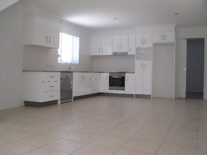 4/45 Burlington Street, Holland Park QLD 4121