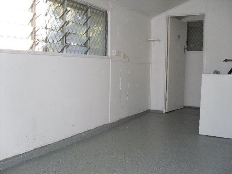 10 Diamond Street, Holland Park QLD 4121