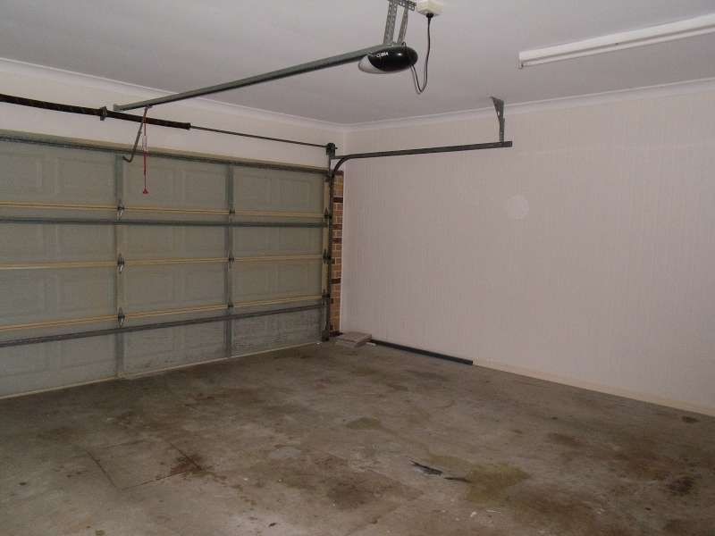 4 Thornleigh Crescent, Varsity Lakes QLD 4227