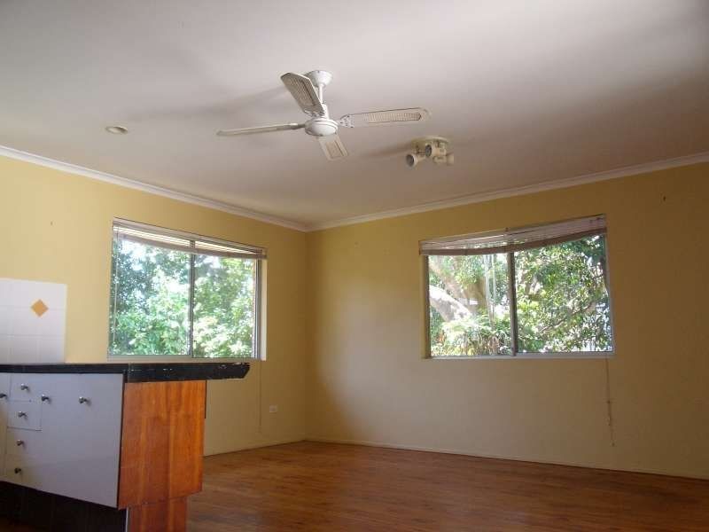 2/119 Johnston Street, Southport QLD 4215