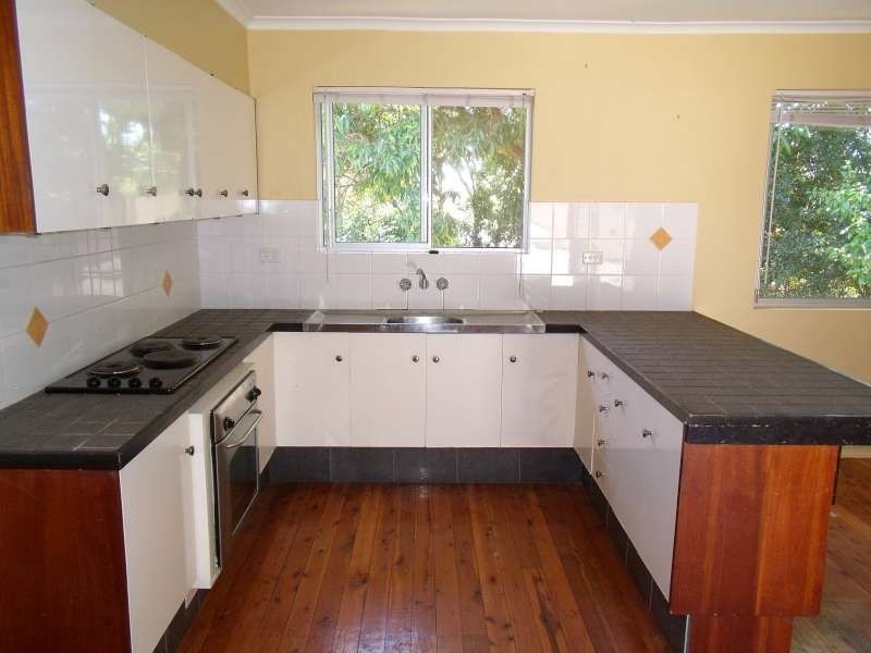 2/119 Johnston Street, Southport QLD 4215