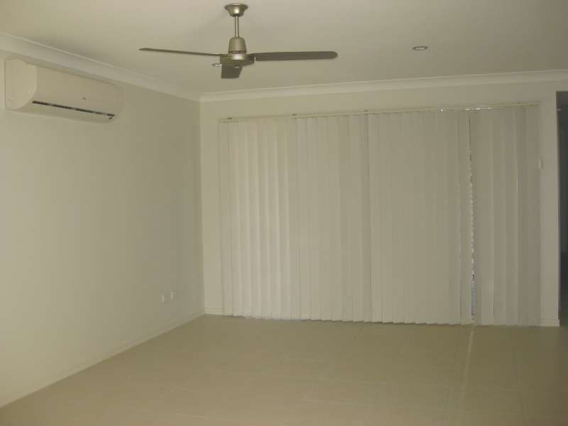 1/16 Homeland Crescent, Warner QLD 4500