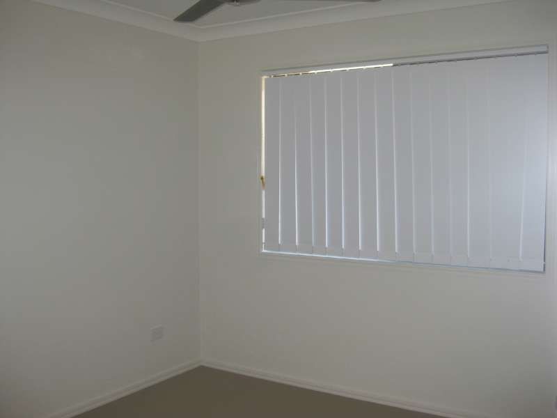 2, 4 Gillam Crescent, Bray Park QLD 4500