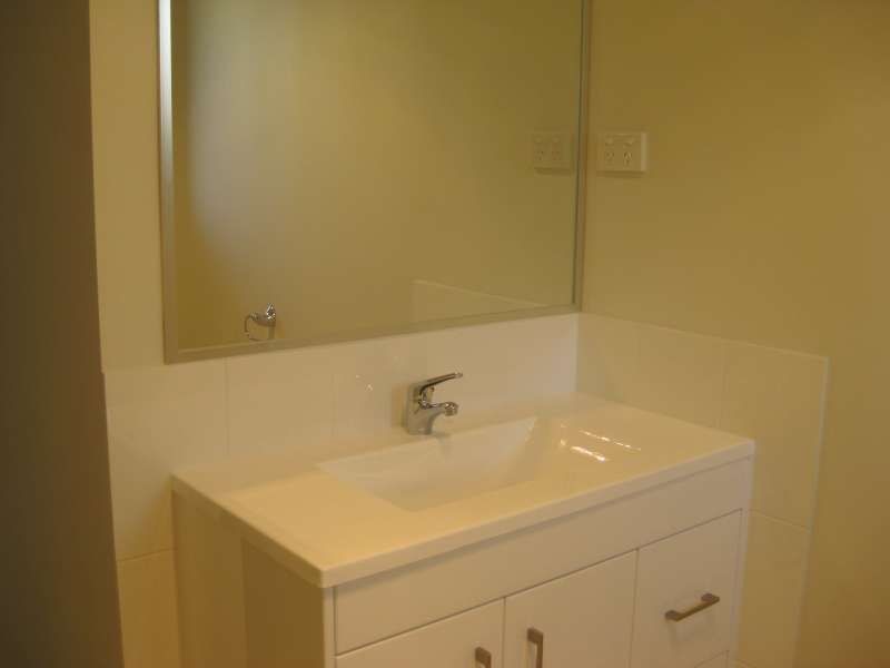 2, 4 Gillam Crescent, Bray Park QLD 4500