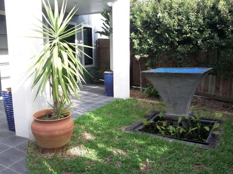 1/52 Miskin Road, Toowong QLD 4066