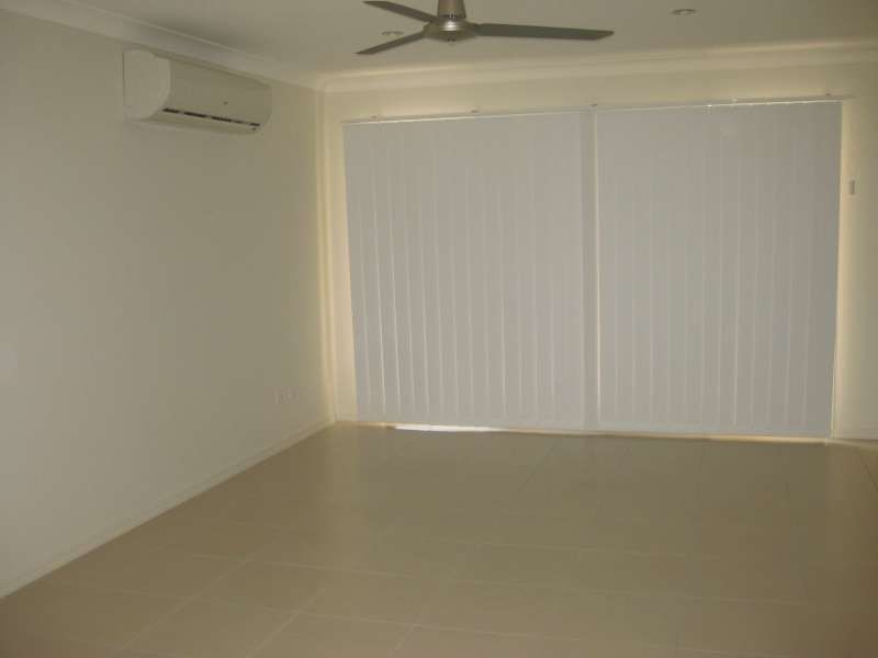 1/4 Gillam Crescent, Bray Park QLD 4500