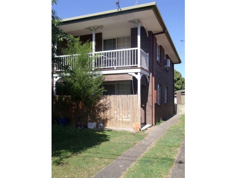 1/14 Errol Avenue, Paradise Point QLD 4216