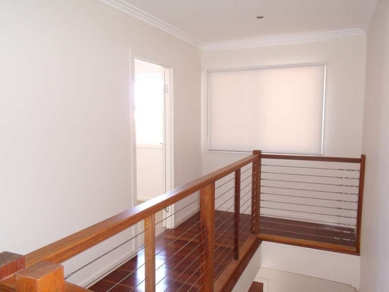 1/35 Runaway Bay Avenue, Runaway Bay QLD 4216