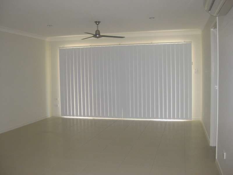 1/19 Adam Court, Kallangur QLD 4503