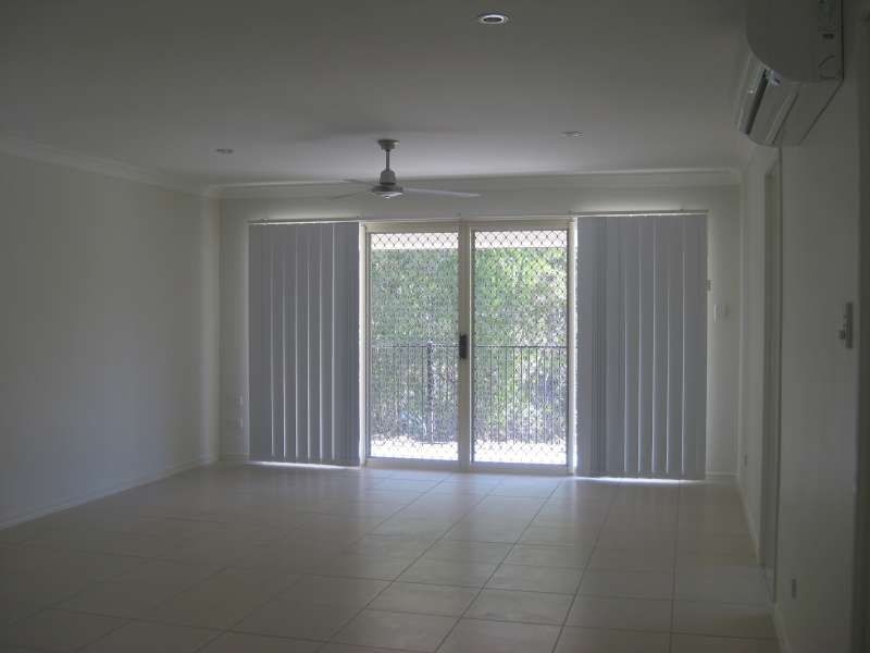 1/19 Adam Court, Kallangur QLD 4503