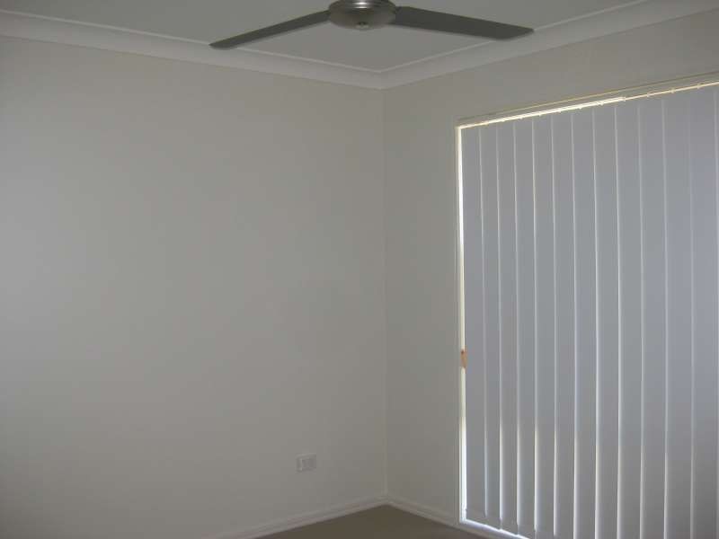 1/19 Adam Court, Kallangur QLD 4503