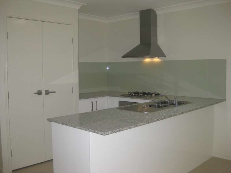 1/19 Adam Court, Kallangur QLD 4503