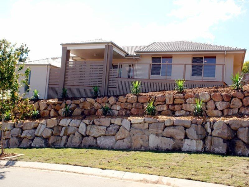 1 Yaggera Place, Bellbowrie QLD 4070