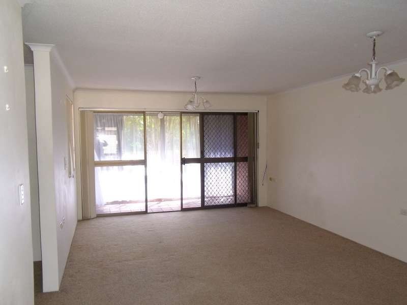 29/164 High Street, Southport QLD 4215