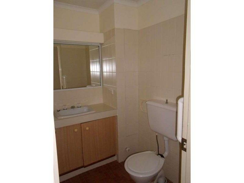 29/164 High Street, Southport QLD 4215